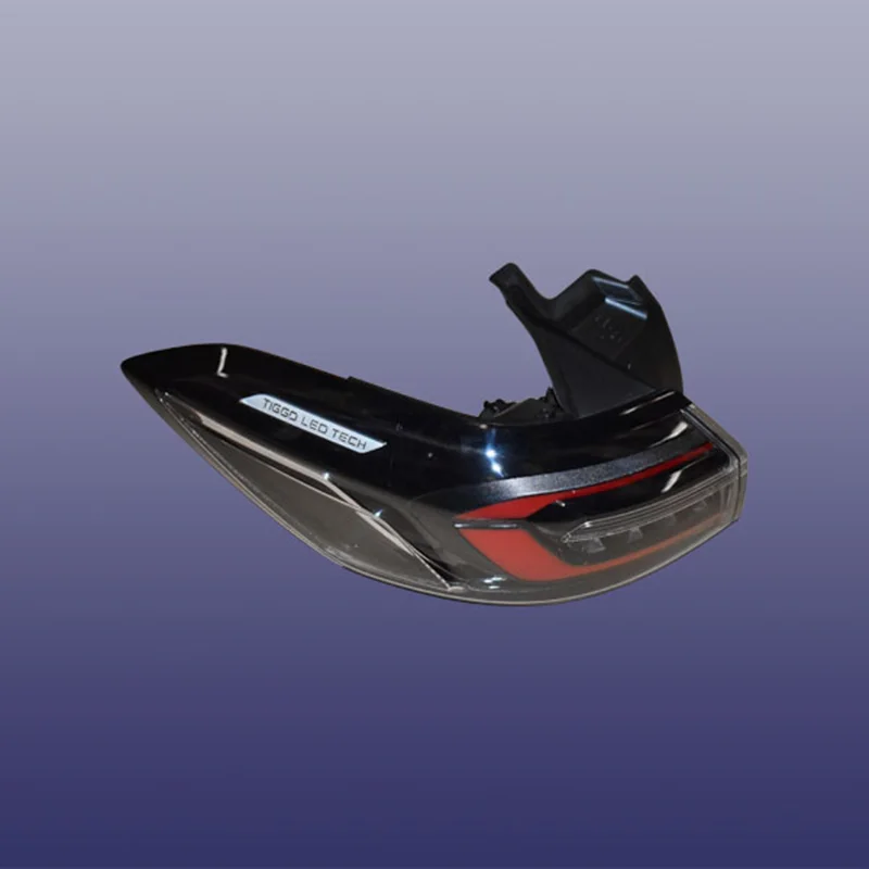 چراغ عقب راست روی گلگیر تیگو ۸ پرو